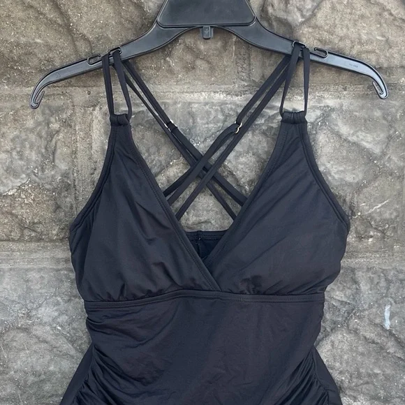 La Blanca Black Bathing Suit - Picture 6 of 7